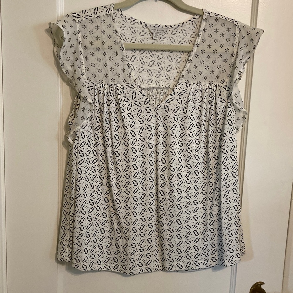 Lucky brand top